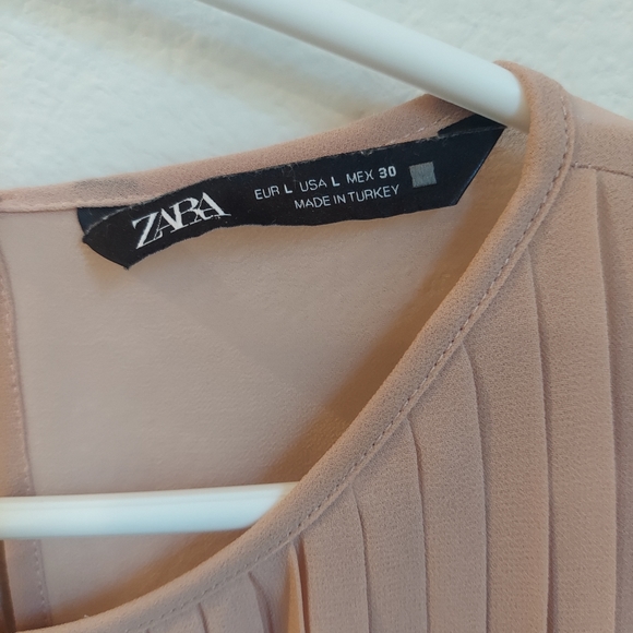Zara Ruffled Pink Blouse - Picture 4 of 10